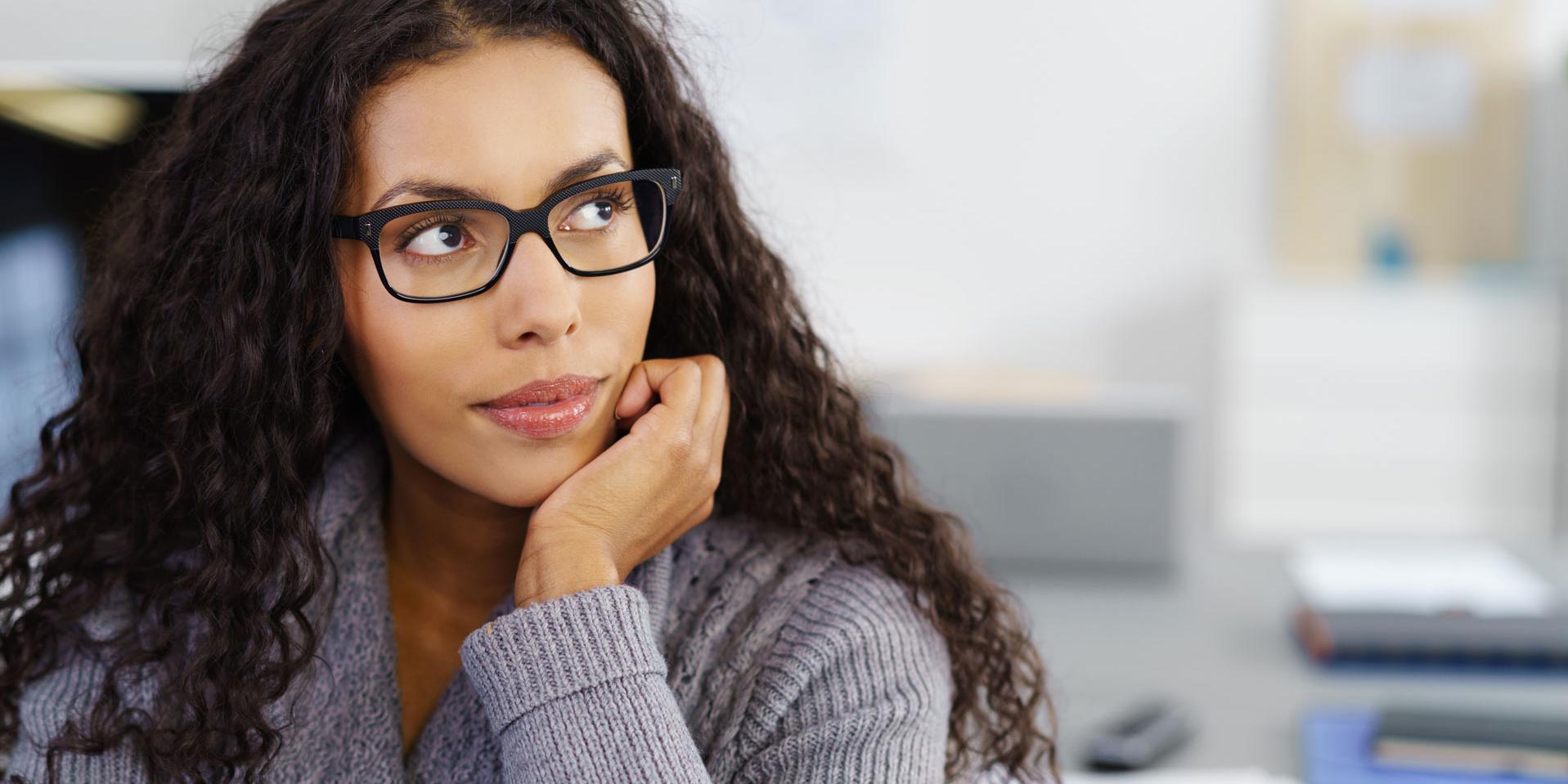 Glasögon, kontaktlinser eller ögonlaseroperation – vad passar dig?