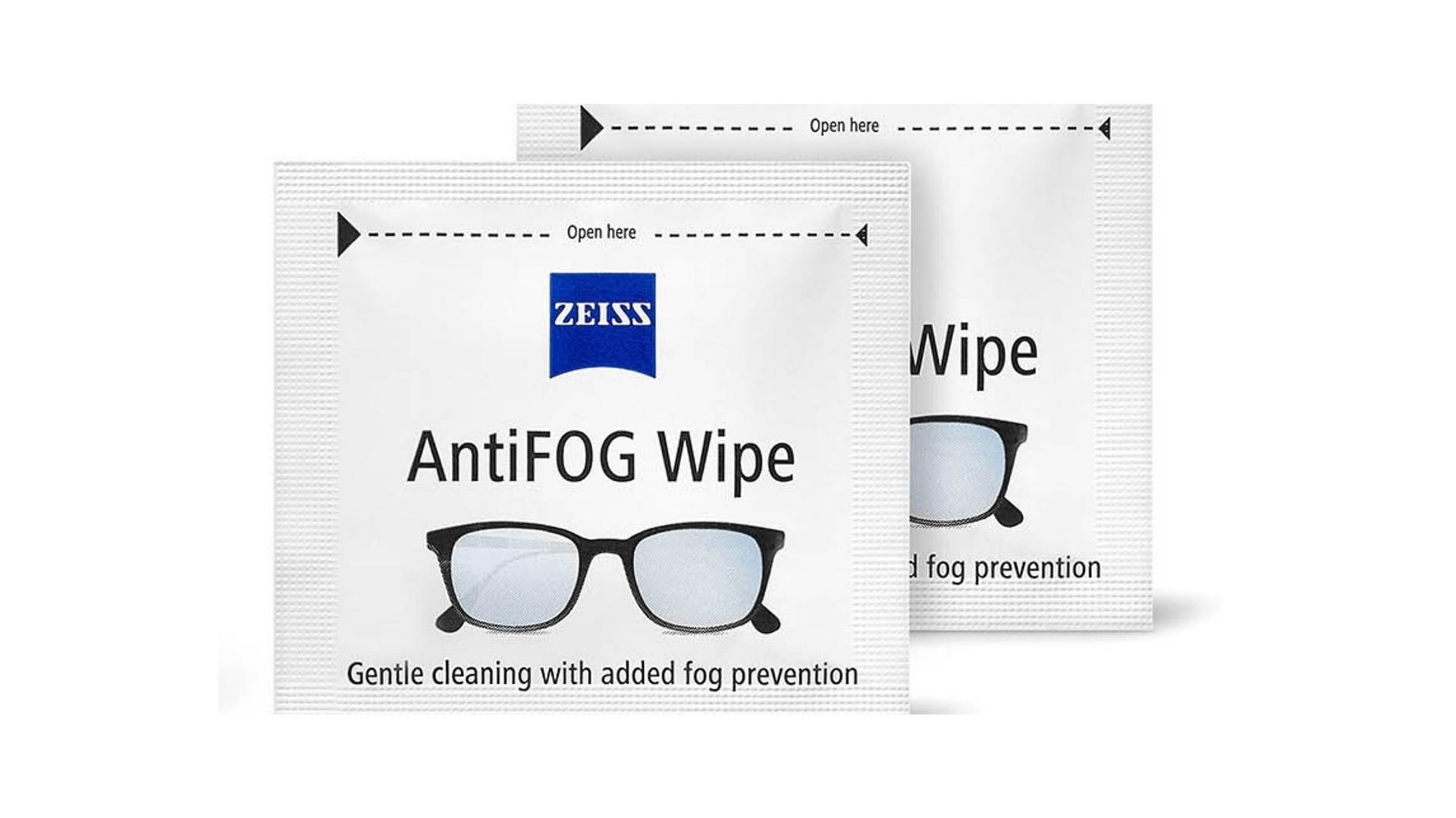 En bild på ZEISS rengöringsservetter och -spray.