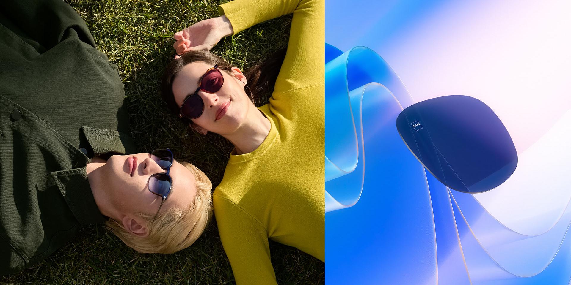 Kvinna och man som bär ZEISS solglasögon med styrka och kopplar av i gräset medan de tittar upp mot himlen. En CGI-presentation av färgat glas flyter mot solljus, vilket visar dess egenskaper att blockera UV-strålar