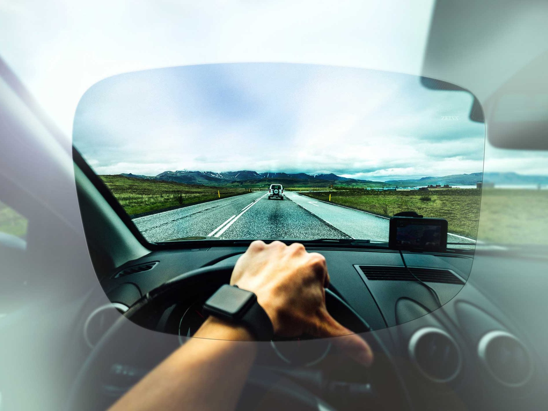 Tydlig sikt på vägen och omgivningarna, med ZEISS Drive solglas