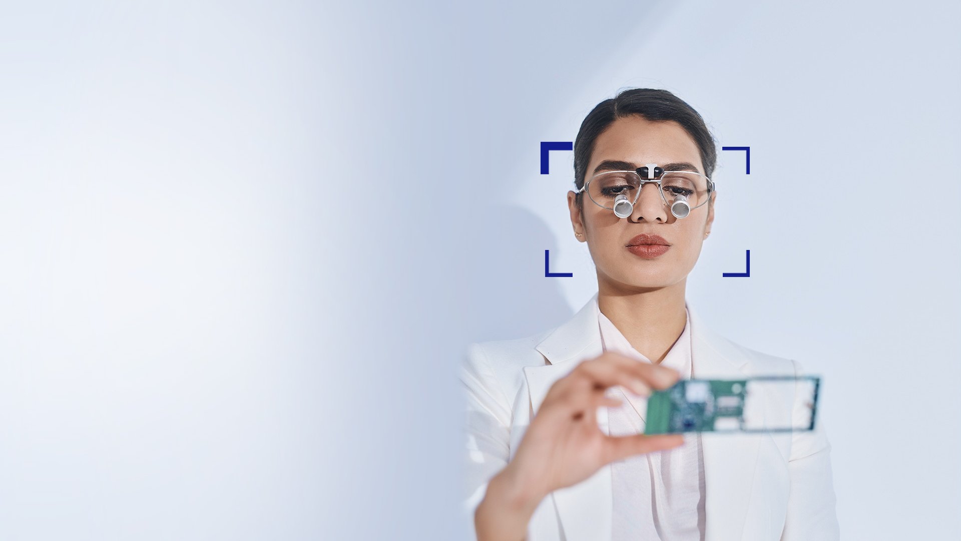 ZEISS förstorande synhjälpmedel för professionella användare