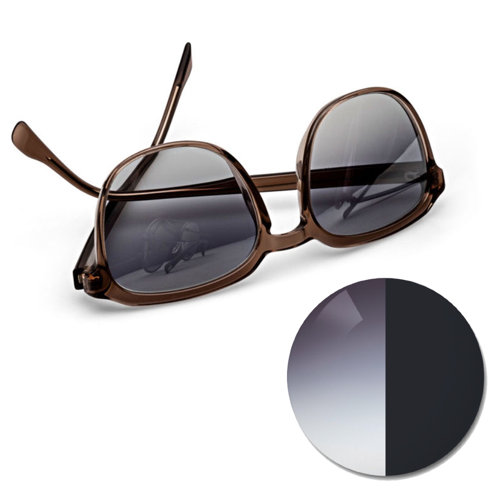 Glasögon med ZEISS AdaptiveSun i grå gradalfärg, och en bild på glaset ljus och mörk nyans